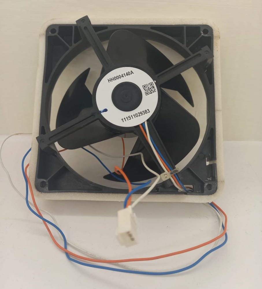 HITACHI BUZDOLABI İÇ FAN MOTORU - PTRVG710P3032